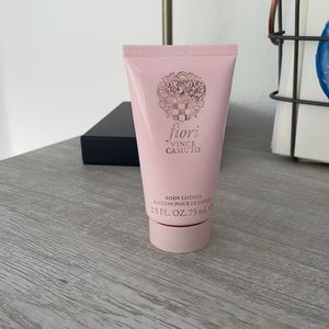 Vince Camuto Fiori 2.5 oz body lotion